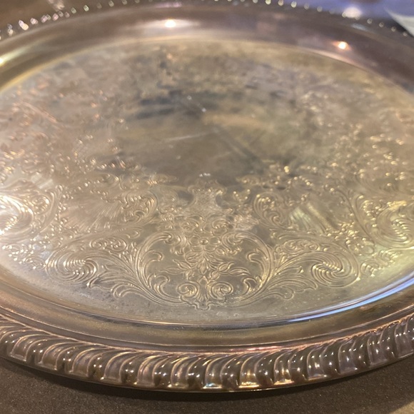 Vintage Wm. Roger’s Silver Serving Plate - Picture 3 of 5